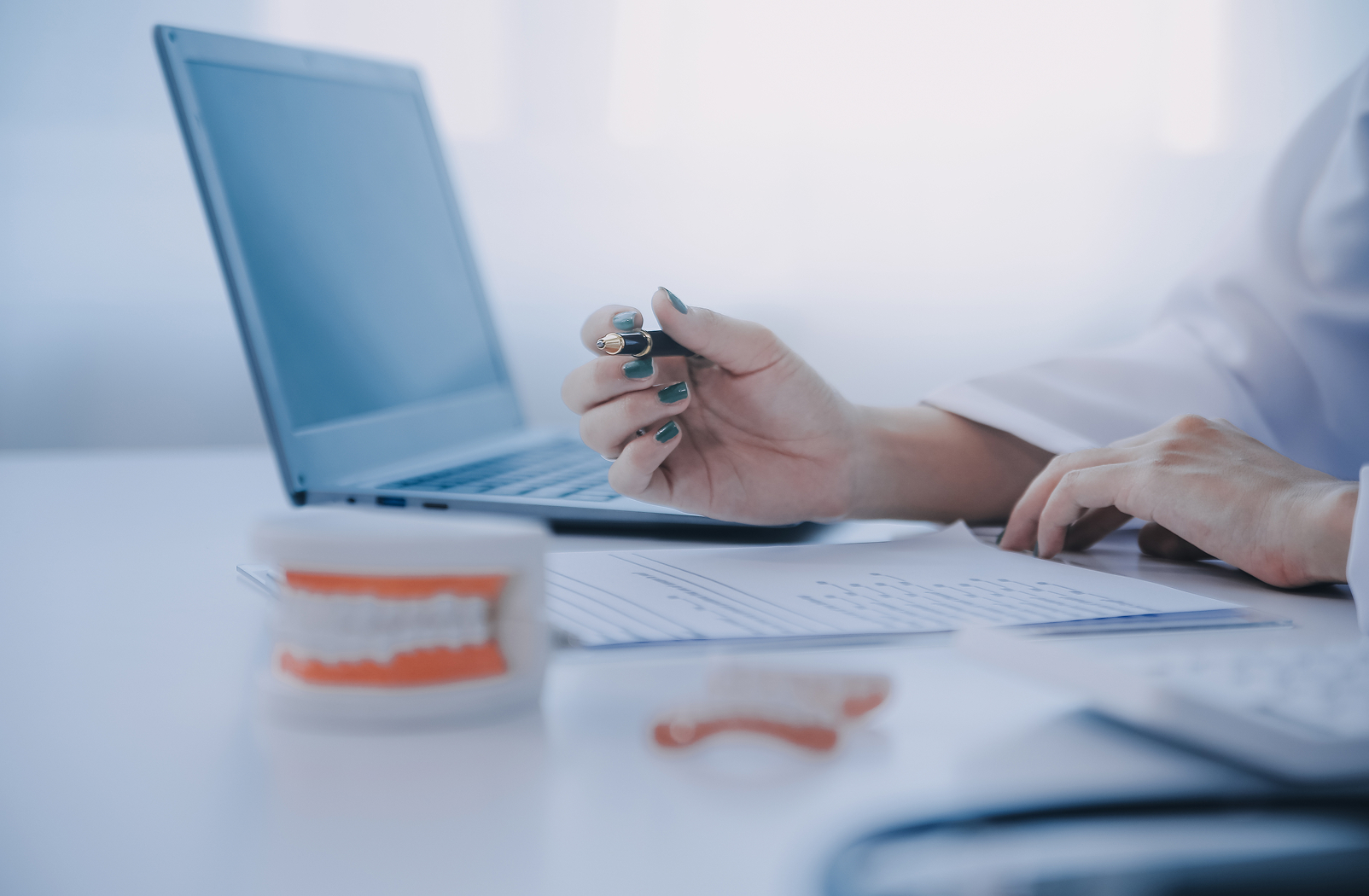 Payment calculator for orthodontic treatment costs